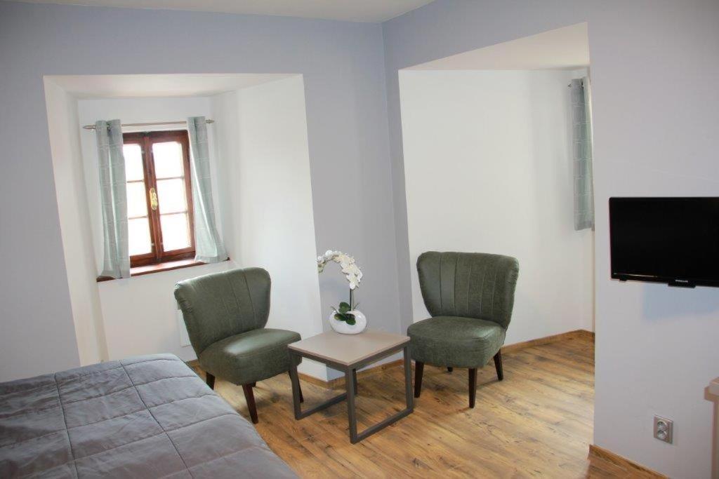 Horšovský Týn Hotel Gurman מראה חיצוני תמונה